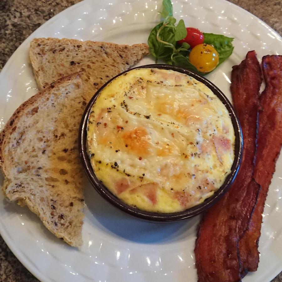 Colborne Bed And Breakfast Goderich Exteriör bild